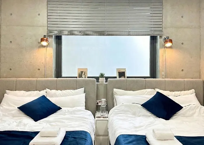10mins To Seongsu, 4 Ppl, 500mbps, Design House